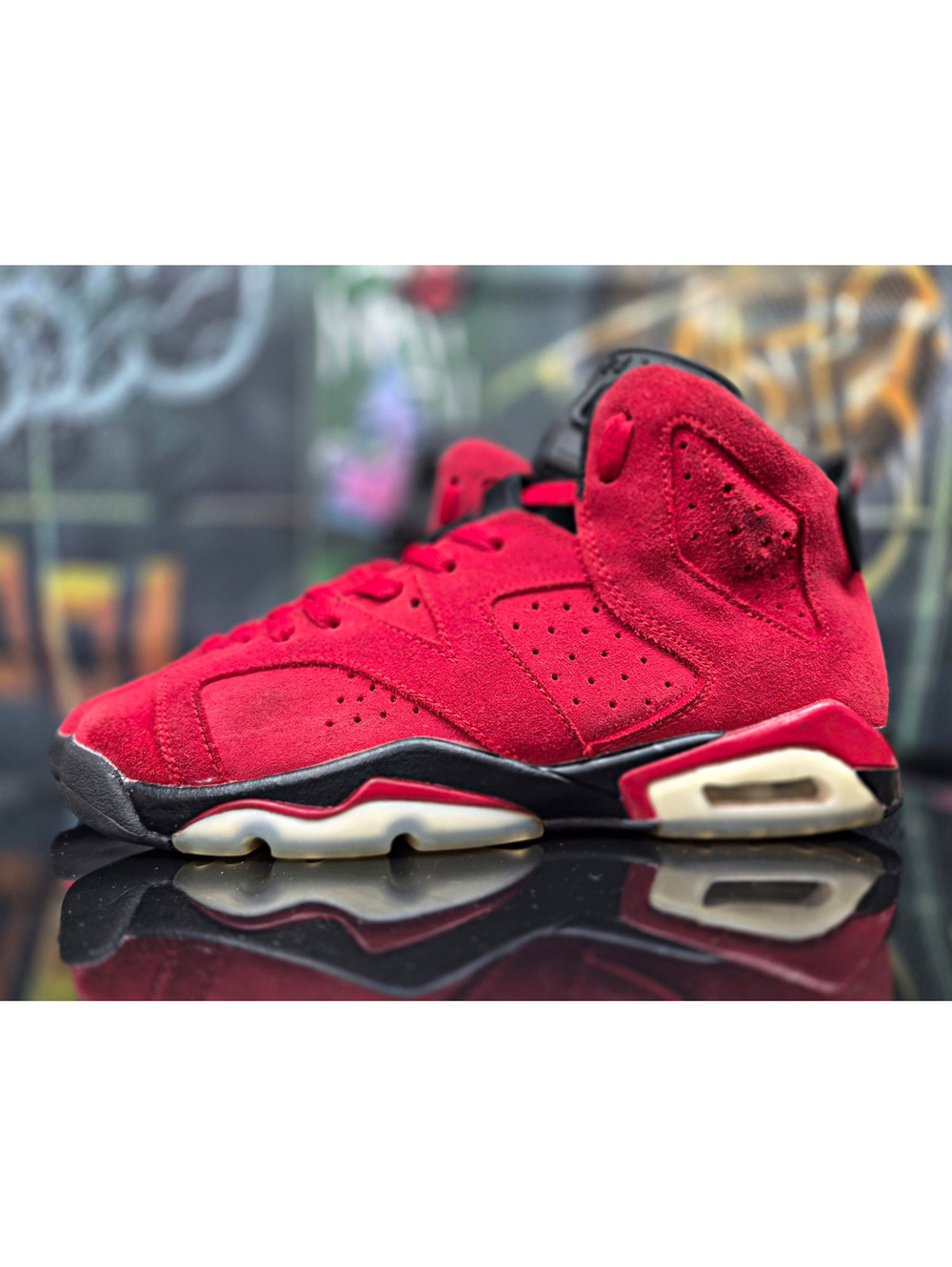 Jordan Air Jordan 6 Retro Red/Black Suede Toro Brovo 7Y or 7M or 8.5W 384665-600